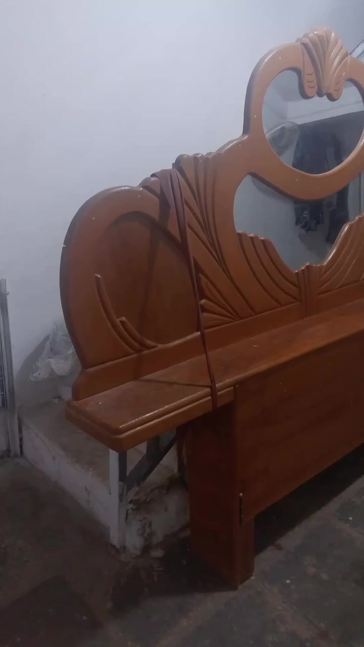 تاج جربايه تسكام اخو جديد 40وبي مجال ماطور ماء كسر الكارتون مشتغل بي بس يوم شتريته 125رايده 100وبي مجال بصيط حك الجيه مكان النجف حي المكرمه ***********
