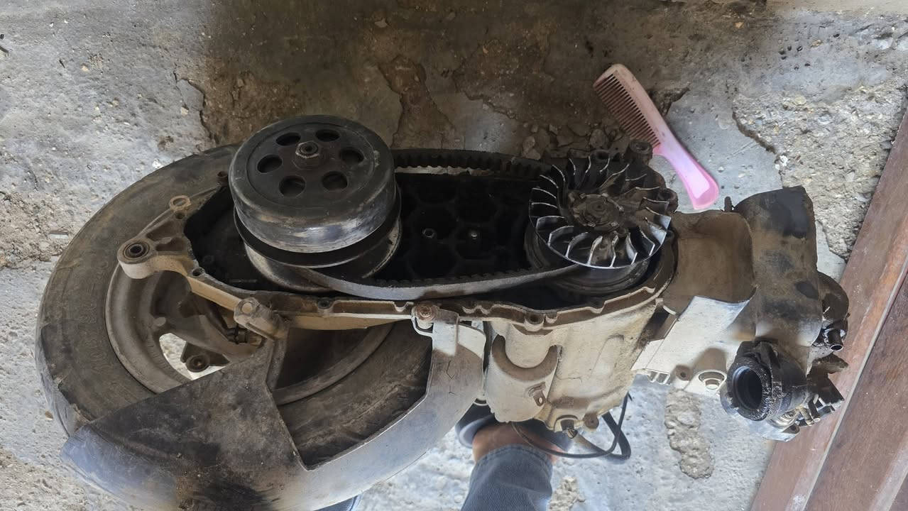 غراض تفصيخ دراجه فراشه غراض نضيفه وشغالات وكشن هم نضيف عوزه بس دوشمه قييم بل يرضي الله *********** بس رمش خاص متواجد بغداد مدينة الصدر حي طارق
