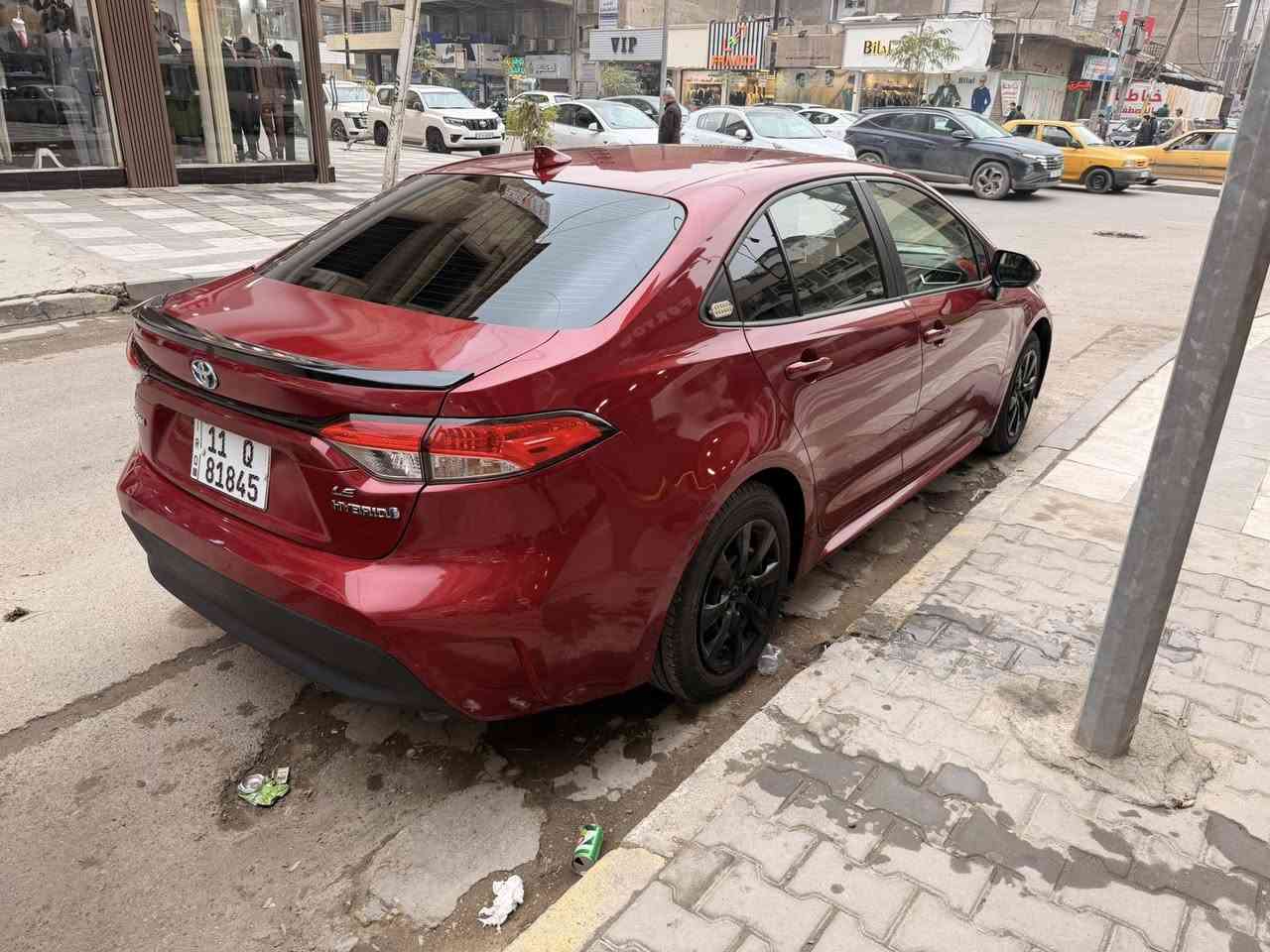 سلام عليكم
كورلا وارد امريكي 🇺🇸
موديل 2024 
LE هايبرد 
المواصفات معروفة ….
صور الحادث موجودة..
السيارة استيرادي الخاص مصلحها على ايدي
مابيها اي ضربة بالعراق
مكان السيارة بغداد الكرادة 

***********
