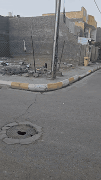 للبيع نصف قطعه المساحه ١٠٠م ركن بالحي العسكري طابو صرف قريبه من شارع حكمت وقرب متوسطة سفينة النجاة للتواصل خاص او الاتصال 
***********
***********
