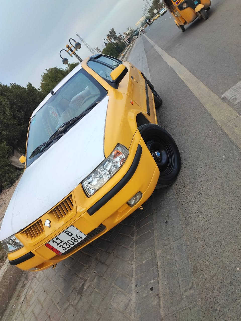 سلام عليكم 
سيارة سمند موديل 2011  للبيع 
السيارة قطعة ماكو بنضافتها حيل نضيفة وبالخير ع ياخذها 
السيارة جاهزة بلادية قطره صبغ مابي مكفولة من ضربه
 مكفولة من صبغ والباقي شوف العين السيارة احلى من صور 
 رقم بغداد انكليزي  مصغرة هيئة وغرامات سنوية ورقم وهزة جدد  سيارة اب اسمي تحويل مباشر ثاني يوم  مكينة ناعمة ترايها كلش حلو 
  السعر 45 وبي مجال 

المكان  بغداد

 للاتصال على الرقم ***********
