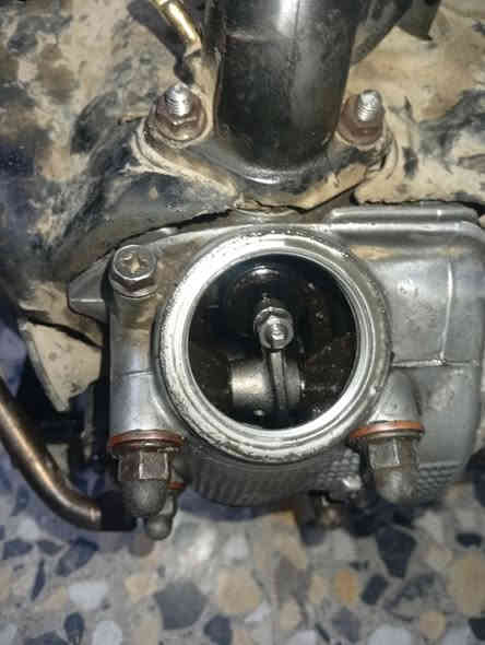 سلام عليكم مكينه بريز للبيع كلجات شغاله مال رمه وقبق لهندر هم مال رمبه ليوم جفتته وما شتغلت تشتغل وتطفه فه ابيع بس لمكينه ابيع كوم حديد سعر 125وبيه مجال رجاء لحد يكسر بسعر مكينه مجفته جديد بس تجفيت 40الف كلفني مكاني زعفرانيه رقم *********** ونقص بيه بس شوته
