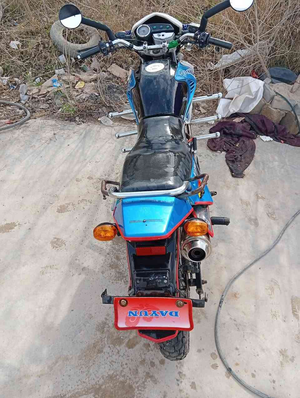 سلام عليكم العزاز طبعن مرخصت الادمن للبيع ميسان قضاء علي الغربي موديل 17اوراق اصولي   زوج تايرات جديد كهربائيات كلهه شقاله شرط الفحص ناعمه اتخبل وعلي 
مال جناي  قبل شهر مجفتهه للعلم سعر 875الف
وبيه مجال قليل للطيبين وأنه بخدمتكم 
***********واتساب
***********واتساب
