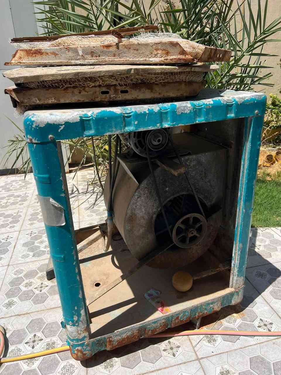 مبرده شغاله وماناقصها شي ب٤٠
حي جبيل ***********

