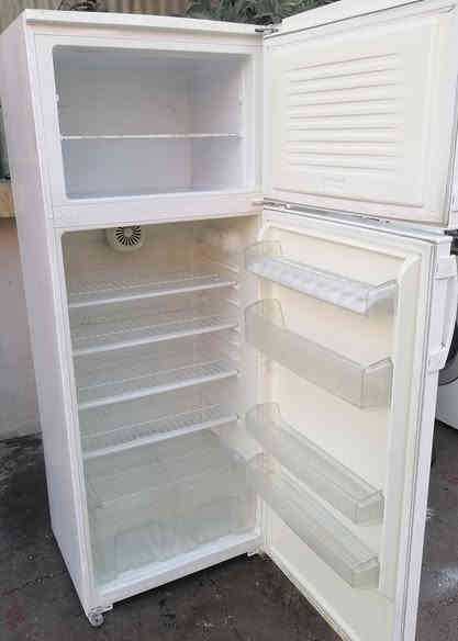 ثلاجه بلاديه 16 قدم جدا نضيفه شرط الفحص السعر 180 الف عنوان زانكو99 تلفون اتصال واتساب فايبر ***********
