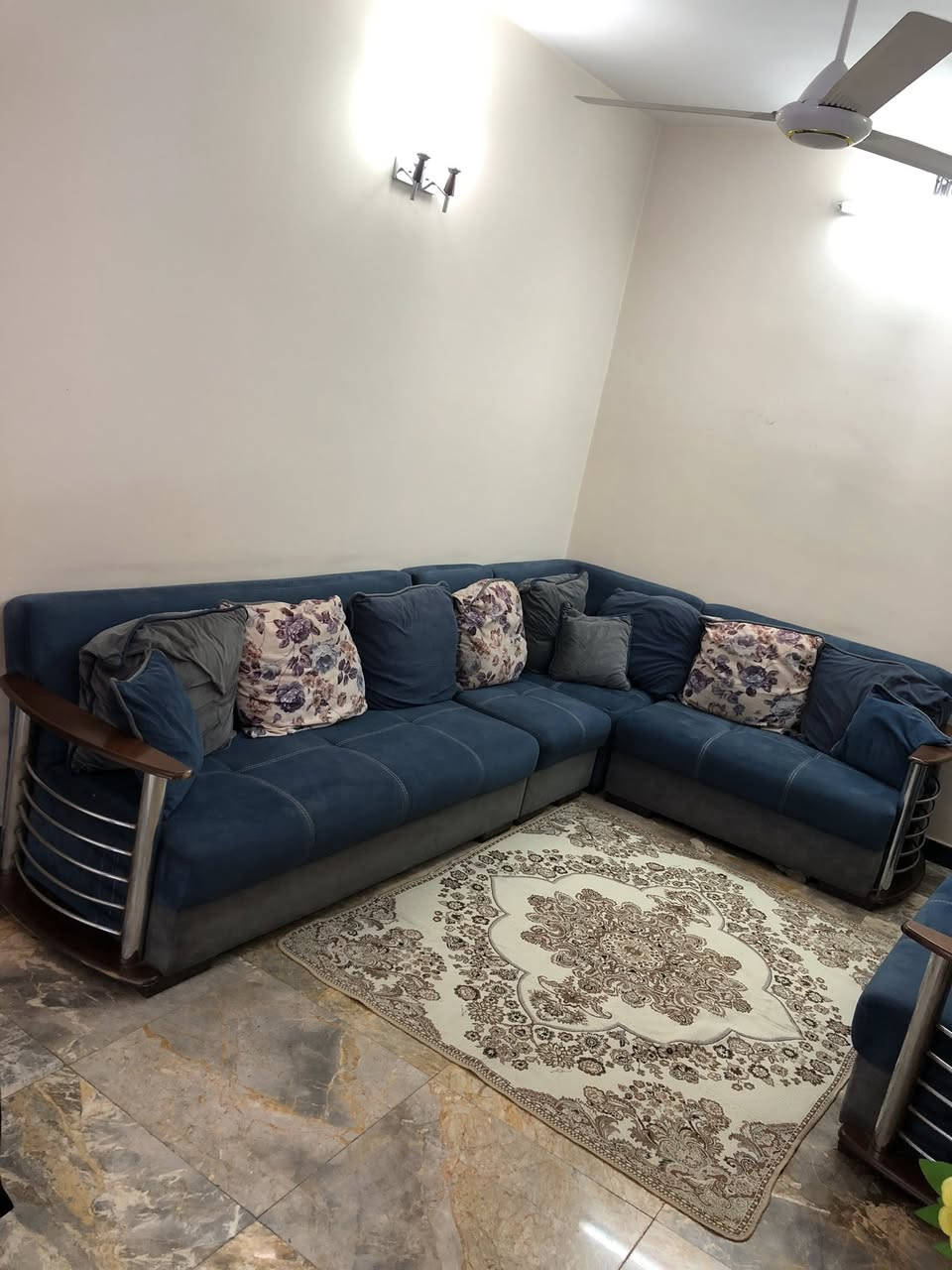 تخم للبيع
العنوان بغداد الغزالية
السعر 250 الف


**إذا كنت صاحب هذا الإعلان وتريد حذفه لأي سبب، رجاءا أرسل رسالة إلى الدعم الفني**