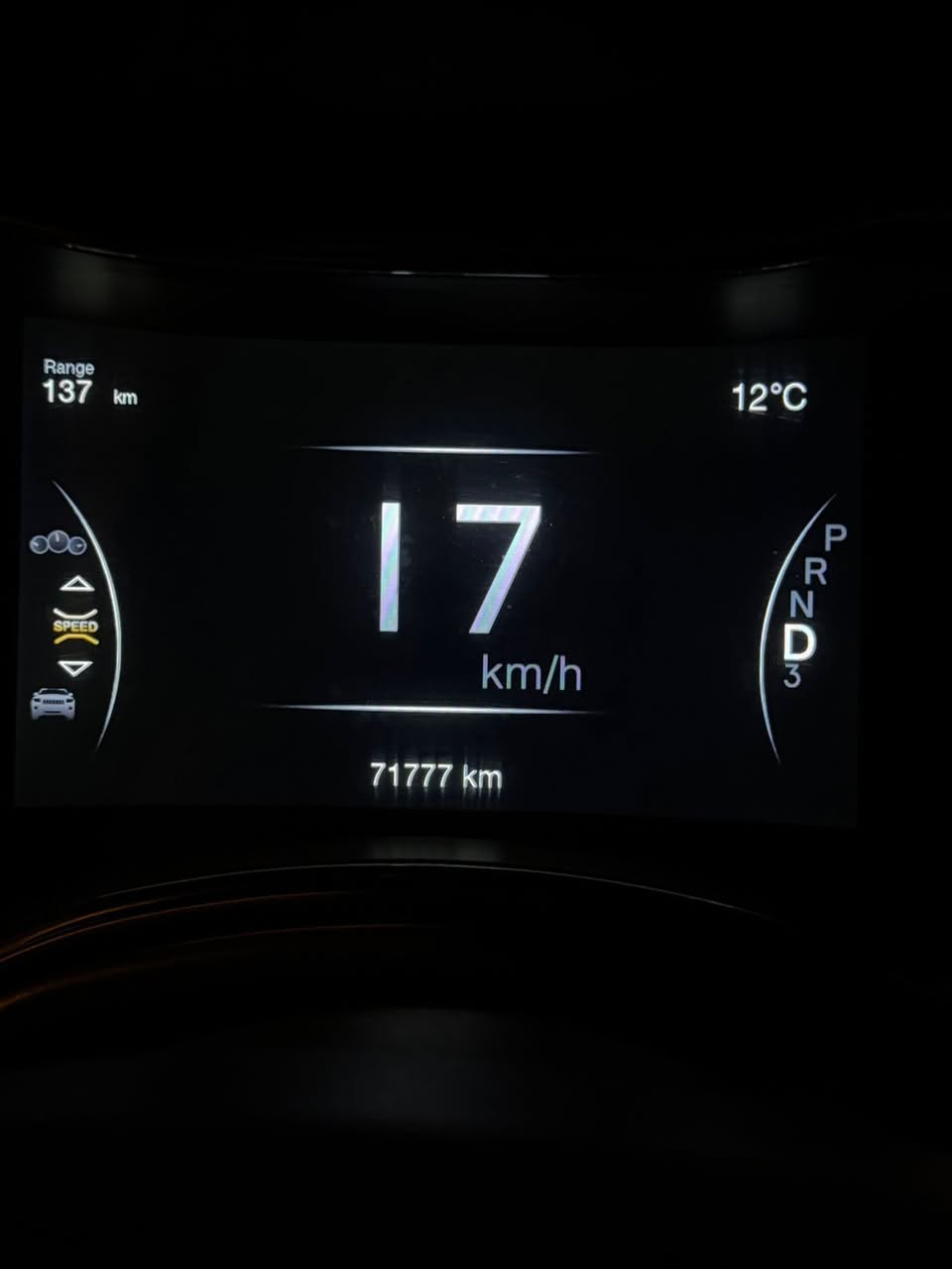 جيب لاريدو وارد امريكي
حادث موضح بالصور 
موديل 2020 
مواصفات المتد معروفه
كشنات كهرباء جلد + تدفئه تبريد 
ستيرن تدفئه 
خزن مقعد 
بانوراما
صندوق كهرباء 
وهواي موصفات 
لاستفسار ***********
