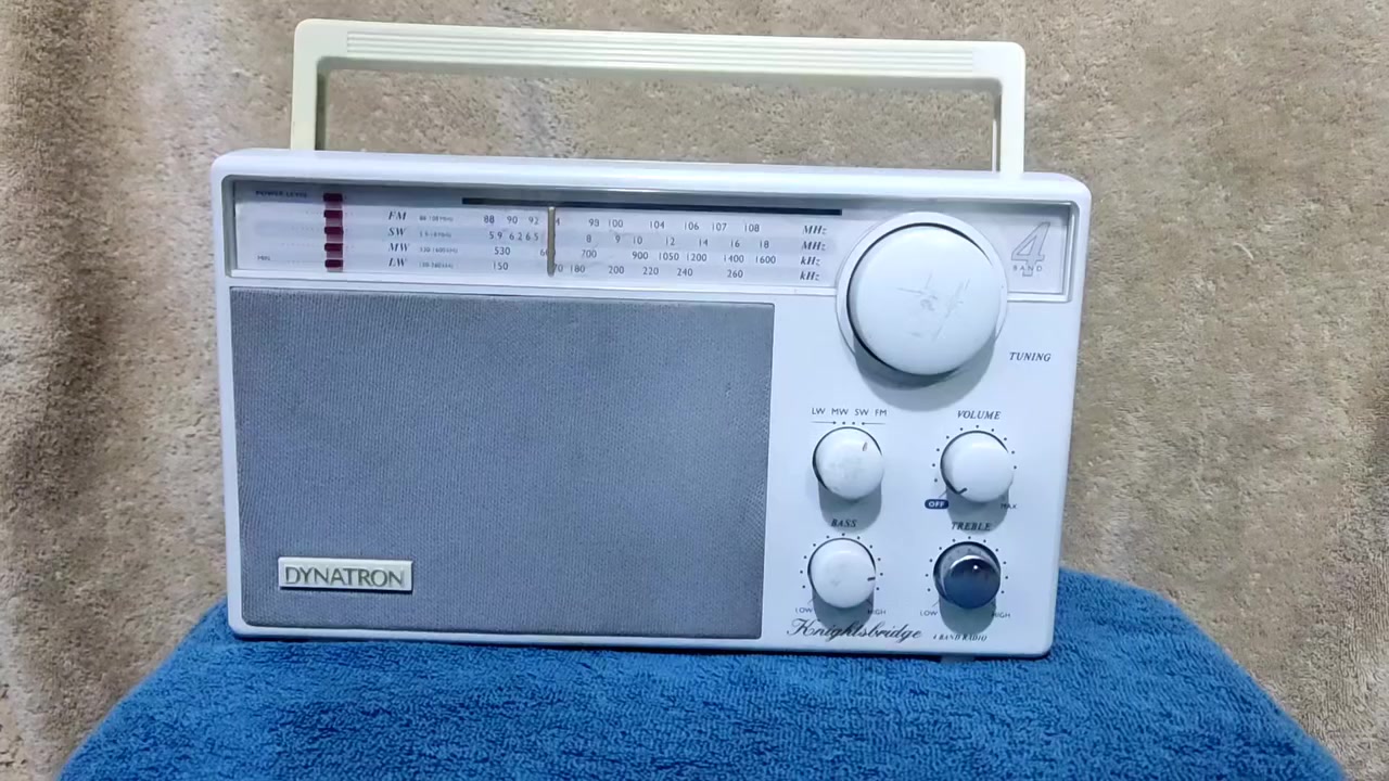 تابع الفديو رجاء
شرط الشغل باتري كهرباء
اربع موجات am fm sw lw
٥٠ الف مع التوصيل


**إذا كنت صاحب هذا الإعلان وتريد حذفه لأي سبب، رجاءا أرسل رسالة إلى الدعم الفني**