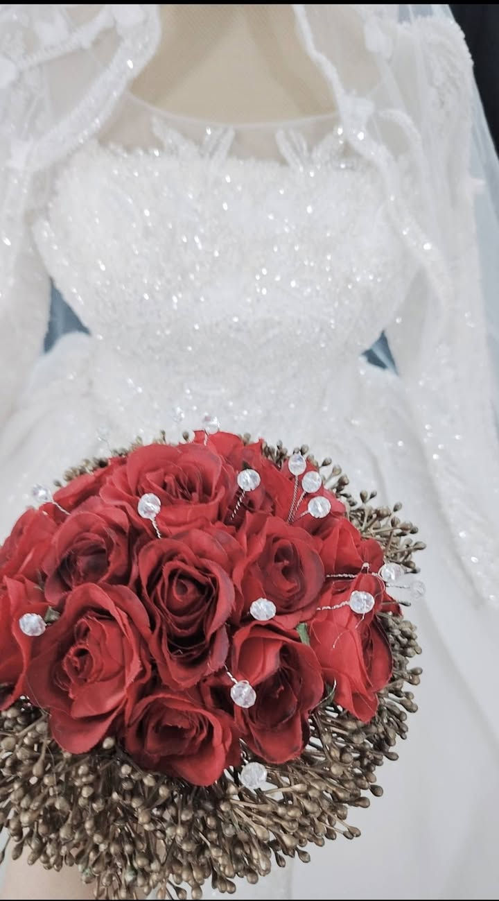 بسم الله
عرض من ازياء نعمه فاشن
 بدله عرس + طرحة + ماسكة  للبيع
سعر 100   الف فقط
تصويرنا الخاص بدون فلاتر وبكامرة عادية😍🙏
متوفر توصيل مجاني لكافة المحافظات


**إذا كنت صاحب هذا الإعلان وتريد حذفه لأي سبب، رجاءا أرسل رسالة إلى الدعم الفني**