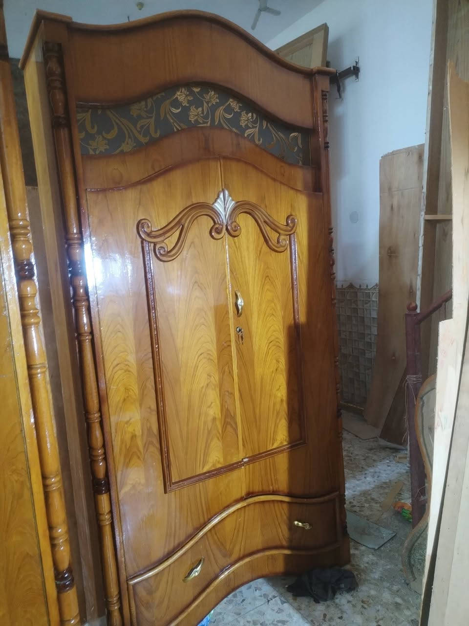 غرفه تسكام مستخدمه نضيفه شغل درجه اولى خارج داخل صاج 5ملم شغل كلش ثكيل معه الشد والتوصيل مجاني داخل النجف توصلك الباب البيت كله ورانه السعر مليون و50


**إذا كنت صاحب هذا الإعلان وتريد حذفه لأي سبب، رجاءا أرسل رسالة إلى الدعم الفني**