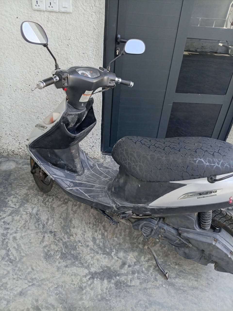 ***********  دراجه ادرس ياباني مكان بغداد ٤٥٠ بيها مجال
