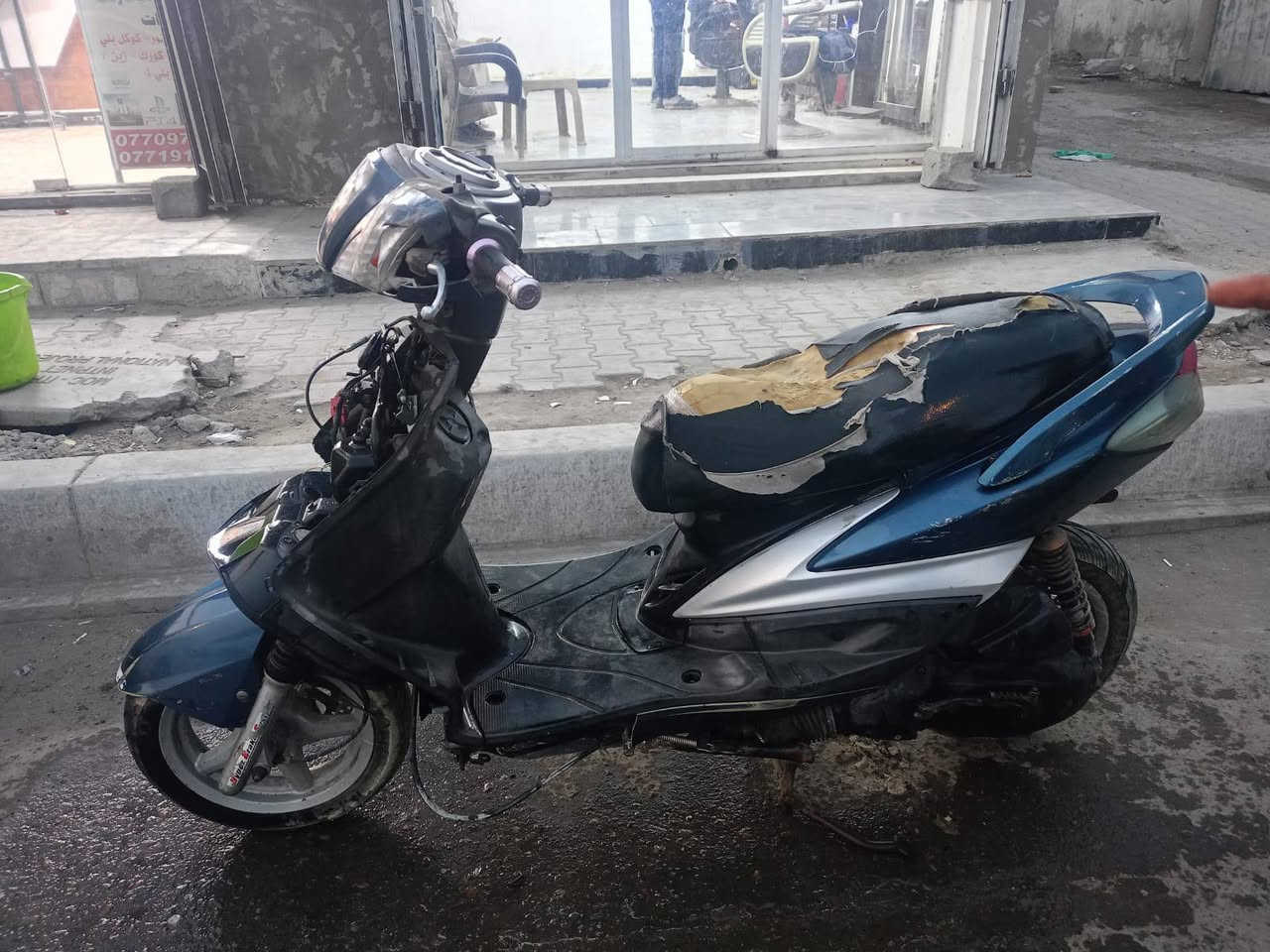 سلام عليكم سكنس فحل نوزل شغالة كهربائيات شغالة نقص بس دكمة مال سلف لا تنقيص ولا تبخير رايدهة ب٤٠٠وبيهة مجال ***********مدينة الصدر
