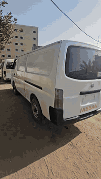 السلام عليكم فان للبيع موديل
2006 رقم بغداد دولي بسمي قبل سبوع حولتها تبريد شغال تخم تاير جديد حداديه
محرك كير مكفولات 
 جديده جاهزه من كلشي صبغ قطعتين 
مكاني بغداد العامريه 
*********** واتساب
