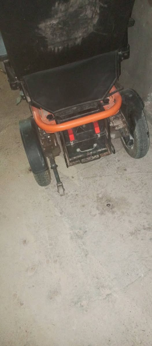 عربانه معاقين جيدة جدا للبيع 325الشراي يتصل ***********
