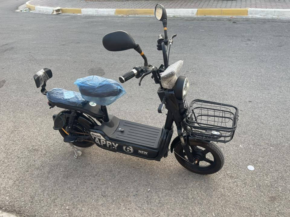 السلام عليكم للبيع دراجة شحن حجم 14 حالة بطاريات ممتازة دراجة اي عيب ما بي السعر 175 وبي مجال للشراي المكان كركوك ***********
