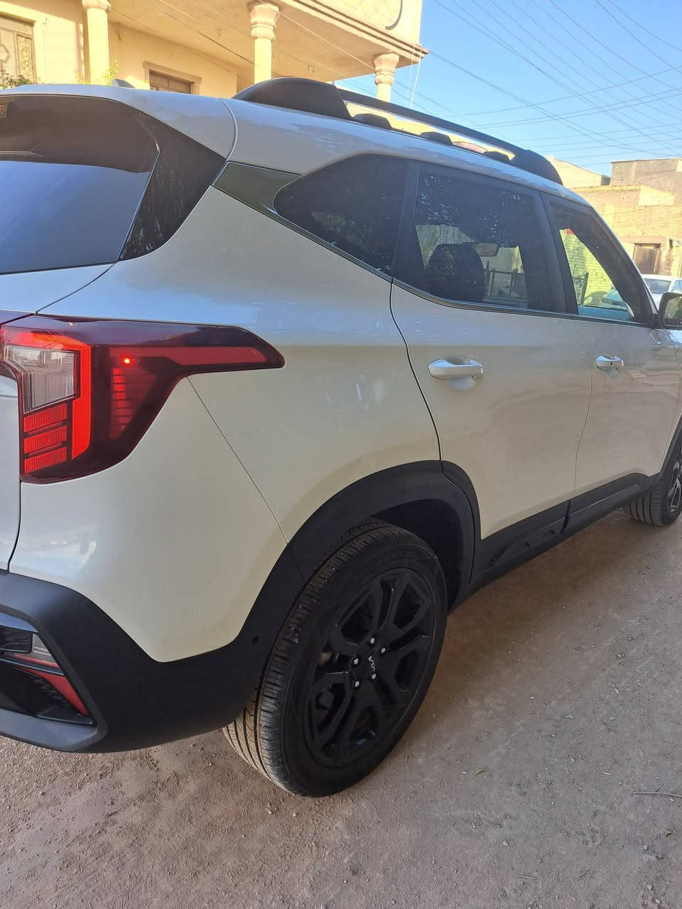 كيا سليتوز xline 2024 ماشيه ٦٠٠٠ الف حقيقي يعني زيرو دخول جديد بدون لوحات فول موصفات
■  بصمة تشغيل بصمة بيبان تشغيل عن بعد 
■  كشنات مخمل وجلد وكشنات حرارية
■ لد نهاري شاشة ديجيتال متصله مع شاشة المسجل
■  توقف ذاتي رادار محيطي 
■ بصمه تشغيل وتشغيل عن 
■ محرك ١٦٠٠ تيربو 
■ ويل 18 كروم
■ بجم كبس بدون ايرباك
■ حادث ربع جاملغ خلفي جهه الأيسر مع هلال الباب 
■ تترقم جميع المحافظات باسمي تحويل مباشر
■ مكان السياره حله مركز 
■ رقم الهاتف ***********
