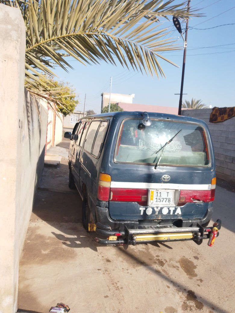 السلام عليكم للبيع هايسه بوز 94سنويه 2031
14راكب سياره حلوه حيل محرك ونجي سعرها 
40وبيهه مجال للشراي مكانهه صلاح الدين قضاء الضلوعيه ***********
