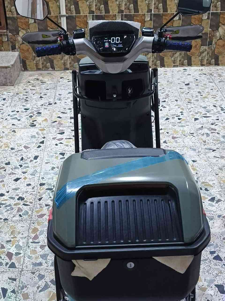 للبيع موطور شحن مدرع موطور حيل جديد وبطاريته فول وعلا فحص موطور مستخدم قليل حيل نضيف كهربائياته كله شغاله سماعه بلاوتوث داخليه
السعر 685 وبي مجال 
للتواصل ***********
