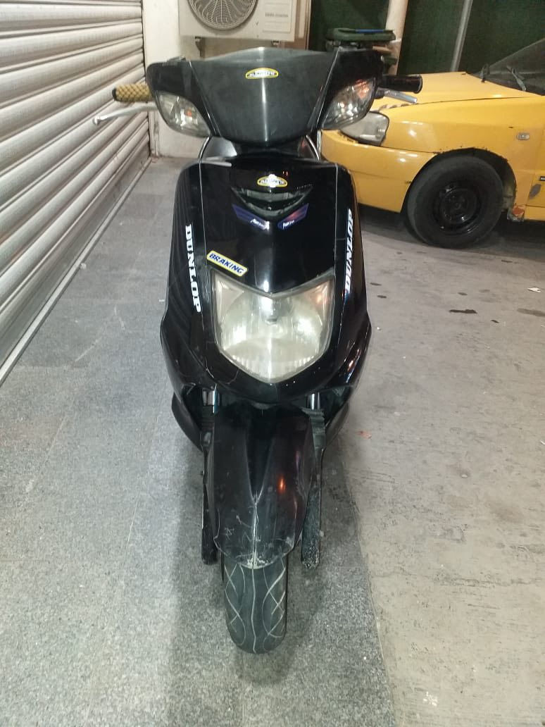 سلام عليكم سكنس نثيه ابلاديه برغي ما مفتوح منه مكينه بلاديه السعر450 وبيه مجال قليلل مكاني بغداد دوره ***********
