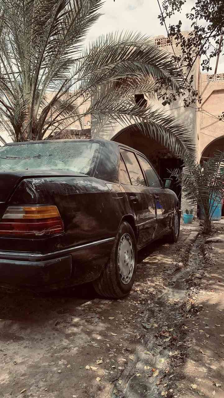 سلام عليكم مارسدس 87 رقم إنكليزي بصرة كير ومحرك بطة  تحويل ثاني يوم  سنوية لل27  ترهم مراوس أو بيع السعر 45 رقم الهاتف واساب فقط ***********
