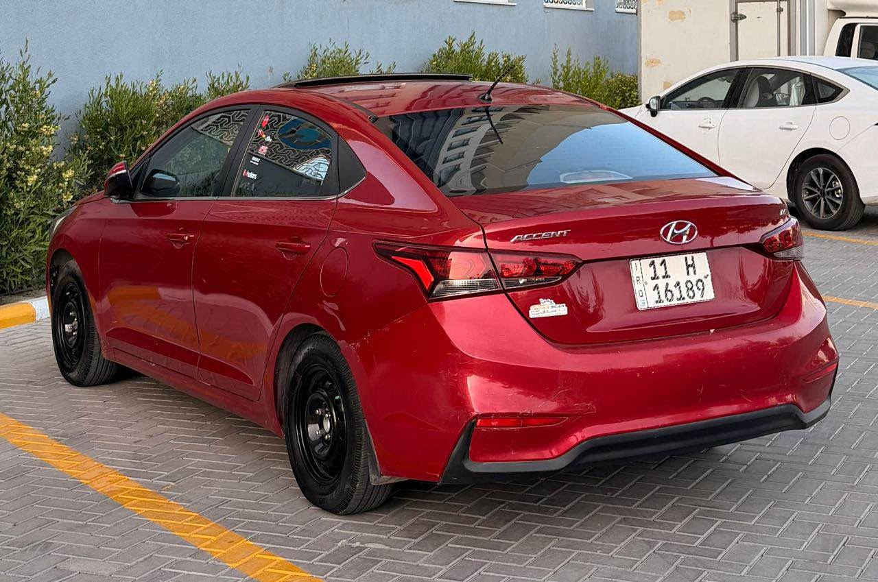 Hyundai Accent
للبيع
موديل 2020
خليجي
محرك 1600 دوش
at كير
فول السياره
فتحه سقف
شاشه كامره
نحكم ستيرن فول
مري شفط
لايت دوار
قطعتين تبريد
داخل لونين اسود بيجي
مكينه كفاله
كير كفاله
((بيه صبغ بنيد ودعاميات فقط))
رقم جديد بسمي شرط تحويل
مكان السياره بغداد حي الحسين
السعر 109 بيه مجال بسيط متوازي على بيعتها 
*********** للاستفسار
ممتواجد على الفيس بغداد, العراق
