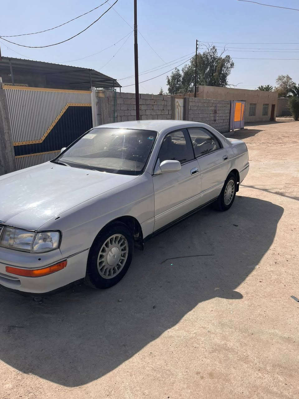 السلام عليكم
سيارة بطة متصل موديل ١٩٩٣ رقم صلاح الدين انكليزي بأسمي سيارة كير ومحرك خير من الله حدادية جديدة تبريد ثلج قطعتين غرفة نضيفة كلش تخم تاير جديد سيارة جاهزة 
السعر ٥٠ $ وبيها مجال 
رقم الهاتف ***********
