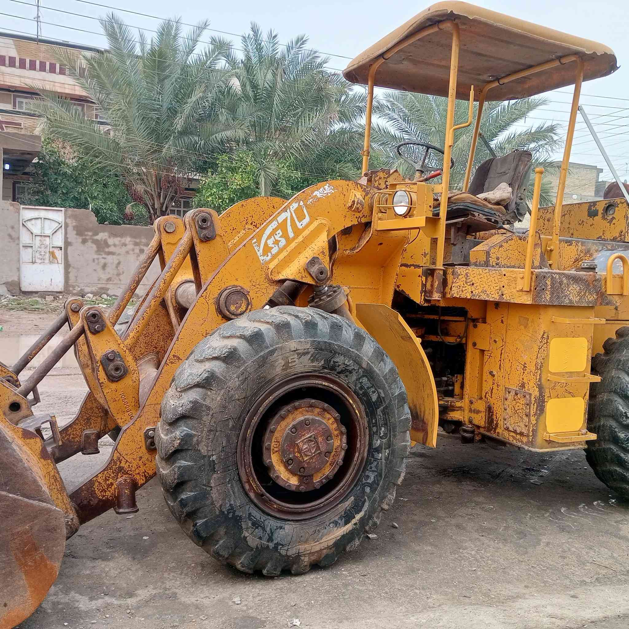 شغل كاوسكي للبيع عادي موديل 82 رقم اصفر صلاح الدين جاهزه للعمل ***********//***********
