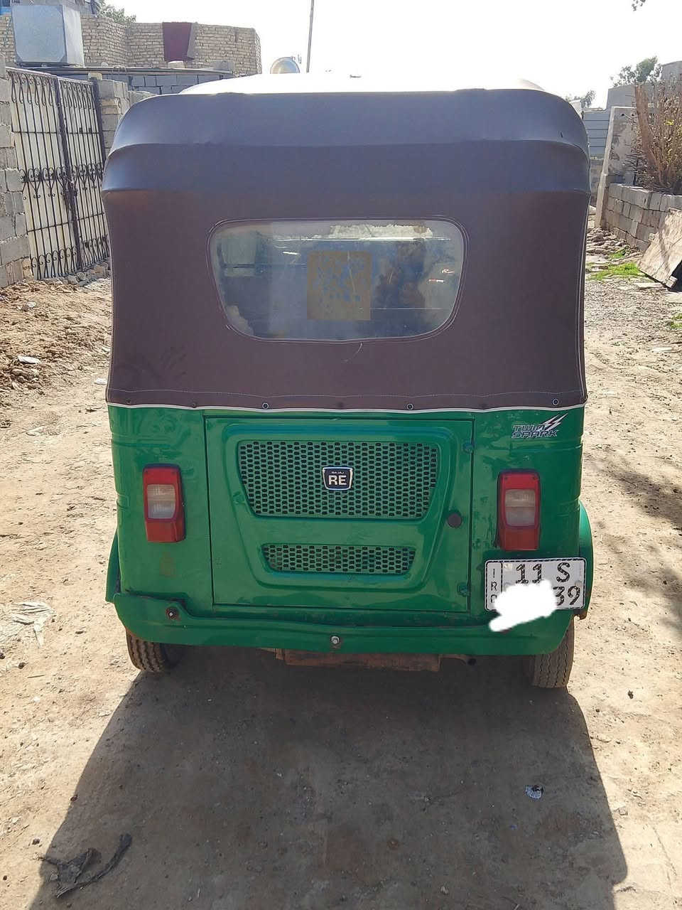 السلام عليكم تكتك 22 رقم انكليزي باسمي تحويل ثاني يوم مكينه مكفوله تكتك ما بيها اي تعمير مكاني بغداد المعامل  ***********
