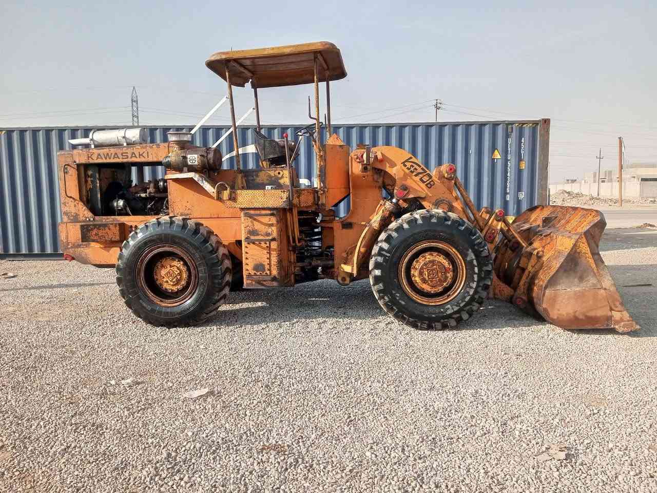 سلام عليكم 
البيع شفل مديل82
صبق بل خارج شفل بلادي
محرك بي بريك 4ويالى
تخم تاير 70جديد
رقم الماني
جاهزه العمل
***********. مكاني بغداد النهروان
