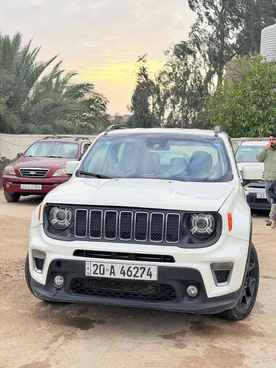 يا الله
السلام عليكم من رخصه الادمن المحترم 
جيب رنجيد 2020 رقم ديالى تحويل مباشر 
ماشيه 40 
بصمه 
داخل لونين 
مكينه 2400 مو تيربو مكينه عدله
ويل كروم 
شاشه جبيره 
كامره 
حساسات 
السياره بيه 3 قطع صبغ ايرباك ستيرن 
السعر 118 قفل قفل قفل 
العنوان ديالى تقاطع القدس 
***********
للبيع او المراوس
