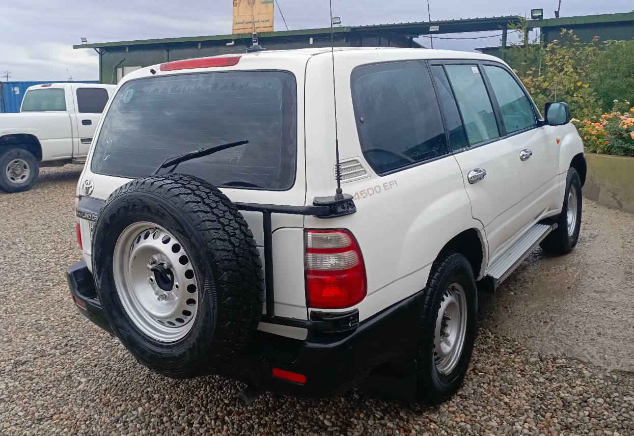 مۆنیکا فول عادی مۆدیل 2001 گێرومەکینەو دەبل اکسلی بەشەرد ساردو گەرمی بەشەرد سەنەوی نوێیە تا 2030 حیزام بۆیاخە بۆ جوانی بێ لێدران جوار تایەو ویلی نوێیە غازو بەنزین  یەک دینار مەسرەفی نیە نمونەیە لەجوانی سحری 115 وەرەقەو مجال *********** أربيل, العراق
