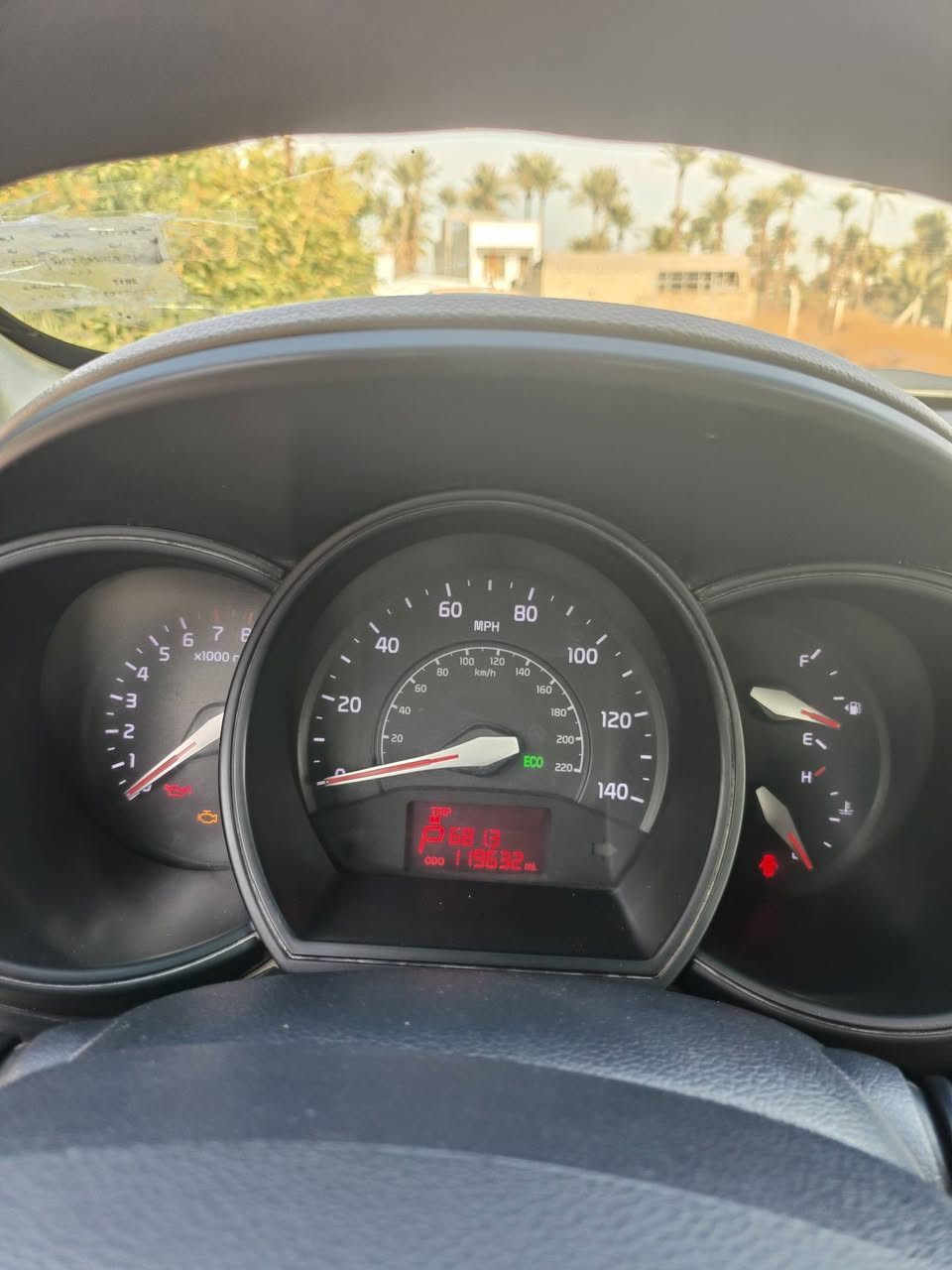 سلام عليكم كيا ريو موديل 17 سياره مصفره هيئه وغرامات هيئه مدفوعه مال سنه ليكدام تم تحوليهه 2026 هزه جديده يعني بتحويل ما تصرف عليهه كولشي كير ومكينه مكفولات ماعدا واشر مال قبق مامشتغل بيهه تكسي بس دوام سيارة ماشيه 119 ميل سياره بسم ابن اخويه وشرط التحويل مكان السياره بغداد جسر المثنى رقم الهاتف *********** السعر 78 اي استفسارات اتصل وتدلل
