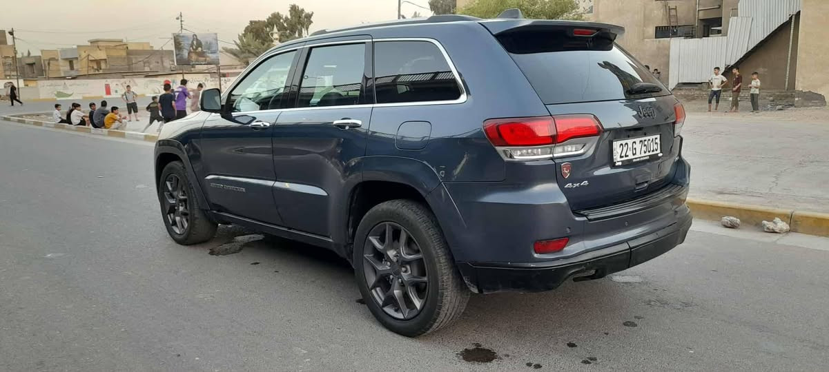 سلام عليكم جيب 2021 لون بحري مميزز فول مواصفات سياره جديده ومال بيت محرك 6 سلندر كير مكفول سياره بأسمي تحويل مباشر مراوس أو لبيع ضرر بسيط خشم جاملغ ولبنيد والباقي كله مكفوله سياره جاهزه من كل نواحي صيانه شركه فقط مراوس أو لبيع مكاني بغداد الدوره رقمي *********** غير متواجد فيس خابرني ودلل بغداد, العراق
