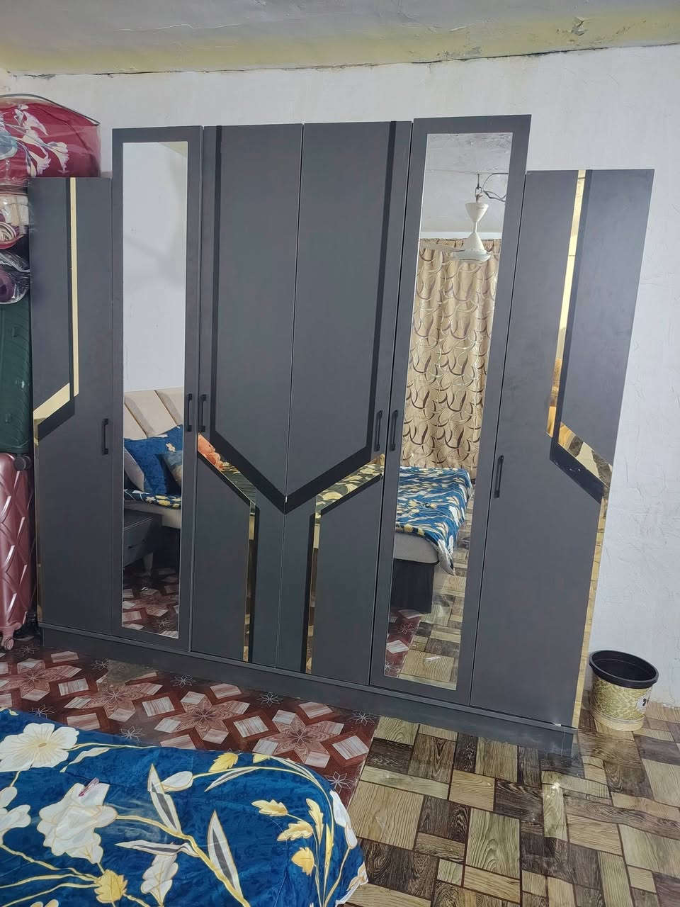 سلام عليكم غرفه للبيع تركيا استخدام اسبوعين والله السعر 550 بيها مجال لتواصل ***********
