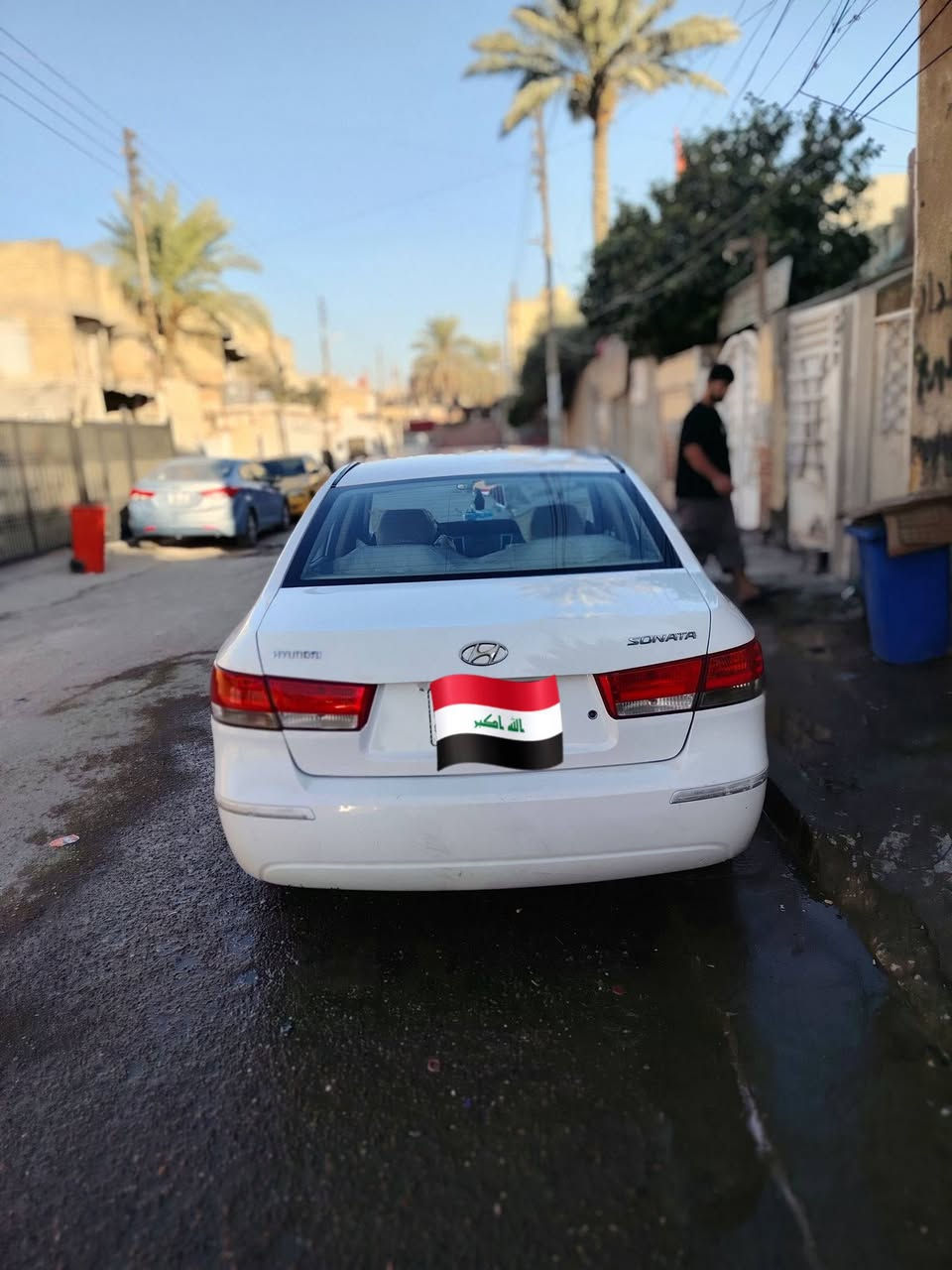 سلام عليكم سياره سوناتا موديل 2010 خليجي  سياره بيها صبغ بنيد باقي سياره مكفولة من كلشي تخم تاير باتري جديد مكينه وكير حداديه كامله نقص برغي ما بيها سعر 128 وبيها مجال رقم بغداد عنوان بغداد رقم الهاتف ***********
