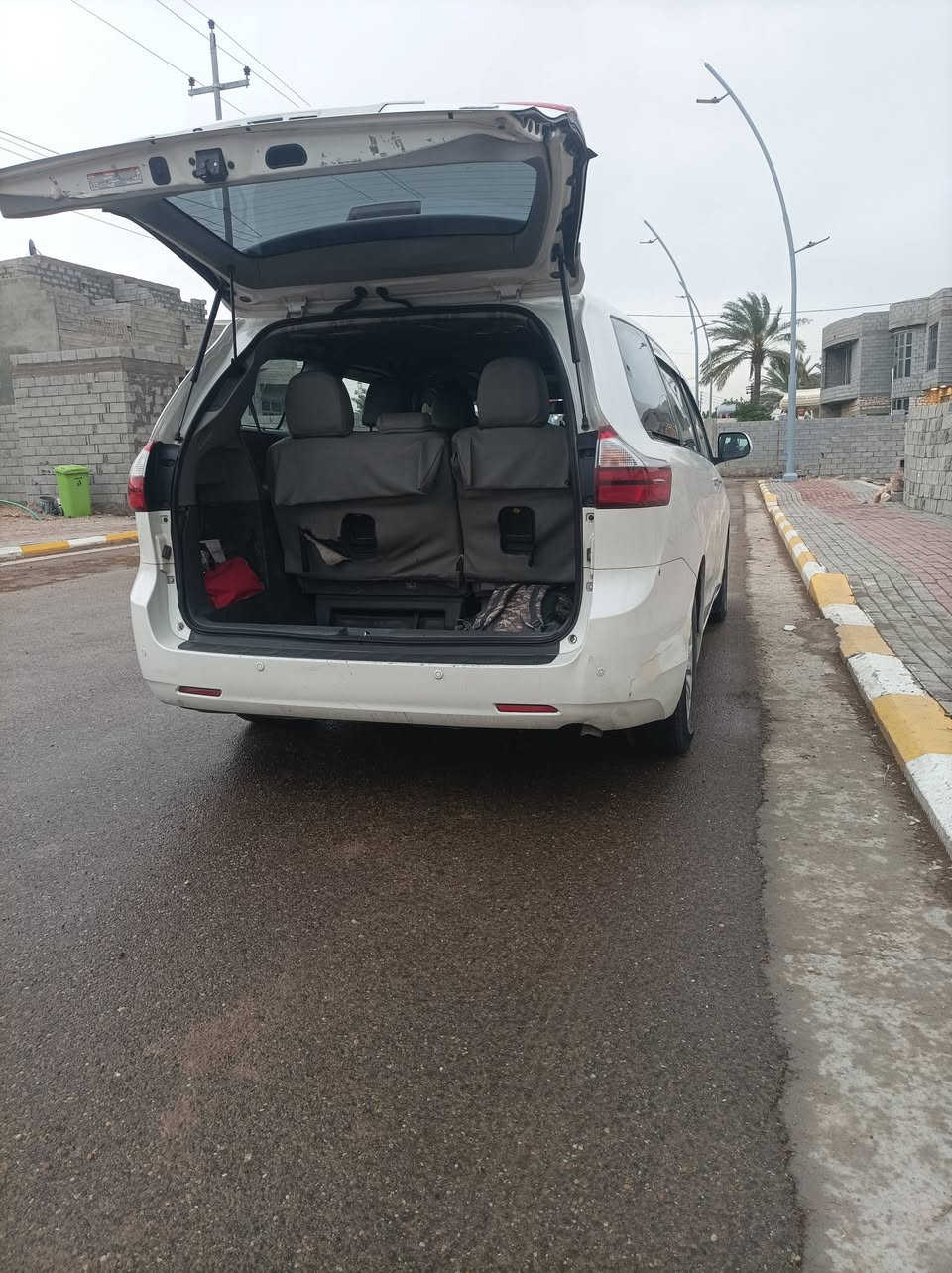 السلام عليكم ورحمة الله وبركاته
🌹 عيدكم مبارك وكل عام وأنتم بخير 🌹
للبيع — تيوتا Toyota Sienna فول مواصفات XLE
موديل 2016
✨ سيارة عائلية مرتبة وجاهزة للاستخدام
✨ نظافة ممتازة واستعمال مريح
✨ السعر مناسب جداً وبيه مجال للجاد
🔹 المواصفات:
ماشية تقريباً 520 ألف ميل
أبواب كهرباء كاملة
صندوق كهرباء
تشغيل بصمة
فتحة سقف بالقُمرة
السيارة جاهزة شغل واطلع بدون مصاريف
🔹 الفحص والحالة:
الشاصي مكفول من أي ضرر
جاملق أمامي مبدل والبنيد مصبوغ بأمريكا
بالعراق 3 قطع صبغ فقط أثر طگة بسيطة بدون دواخل
رقم أربيل الجديد
السنوية لغاية 2030
الهزة تنتهي شهر 7
💰 السعر: 165 وبيه مجال بعد المعاينة
👌 اقتنع بالسيارة وادلل
📞 للاستفسار: ***********
                    
                     : ‏‪0751 336 5249‬‏ 

📍 مكان السيارة: الحبانية ------ الرمادي ------ الفلوجه
