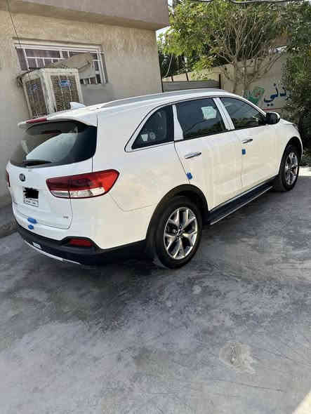 السلام عليكم سورنتو رقم بغداد تحويل ثاني يوم موديل ٢٠١٨ كفاله عامه السياره مال بيت مضمومه ما عدى الي بل باب الي بل صوره موضح السياره ماشيه ٦٦ الف وقابل للزياده مكان السياره بغداد *********** السعر 230وبيه مجال
