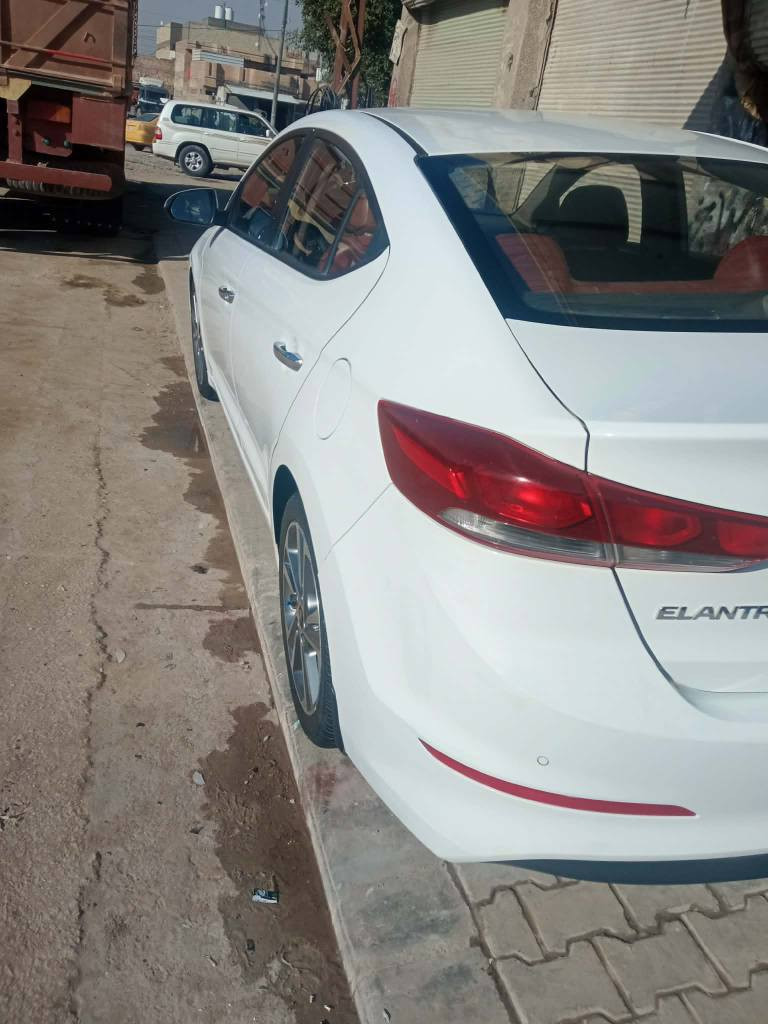 سلام عليكم  
النترا سوبر خليجي موديل /2019  محرك/2000/ كلشي بيه على وضع الشركة كفالة عامه من البارد والصبغ 
🌺ELANTRA 🌹Super 🌺
لون ابيض / 🤍2019
رقم بغداد دولي الجديد تحويل  بنفس الوقت ؟ سيارة بأسمي
فول مواصفات عدا البصمه   
كشنات جلد 
سلايد روف 
لد نهاري 
ويل كب عدد / 5  
كروز سرعه 
قطعتين تبريد امامي وخلفي 
كامره خلفيه دواره + كامره اماميه  
تحكم ستيرن جهتين 
مدخل (USB / AUX)
اشاير بالمري 
مري قابله للطي اوتو و شفط AUTO
الاوامر الصوتية انفنتي 
شاشة حجم كبير 
يدات ابواب المنيوم 
دسك عدد / 4 
محرك 2000 دوش سوبر خليجي 
حساس خلفي بلادي + حساس امامي بلادي 
3 انظمه قياده
( نورمال / ايكو / سبورت
تخم تاير جديد كوري 
كير محرك تبريد صدر حداديه كفاله عامه جديده جداً  مكفوله من جميع النواحي مابيه نقص ابد  و على الفحص 
مكفوله كفاله عامة النجف, العراق


**إذا كنت صاحب هذا الإعلان وتريد حذفه لأي سبب، رجاءا أرسل رسالة إلى الدعم الفني**