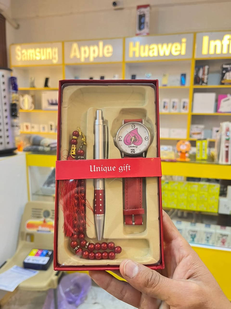 بسم الله وعلى بركة الله …
تم وصول بضاعة جديدة لرأس السنة وباسعار مناسبة

 

بكجات متكاملة وهداية راقية 

📍الموقع:-بروانة/حي الشرطة-مكتب عين العرب 

للاستفسار اكثر اتصل بالرقم التالي ***********

مع وجود خدمة توصيل لكافة مناطق وضواحي قضاء حديثة…
