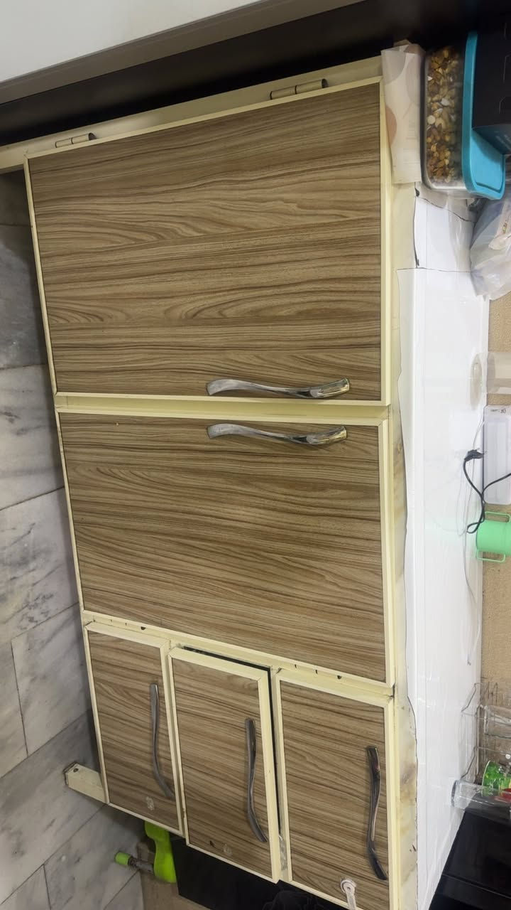 السلام عليكم عندي كاونتر للبيع سنك مرمر جديد وثقيل متر بنص  بدون ملحق


**إذا كنت صاحب هذا الإعلان وتريد حذفه لأي سبب، رجاءا أرسل رسالة إلى الدعم الفني**