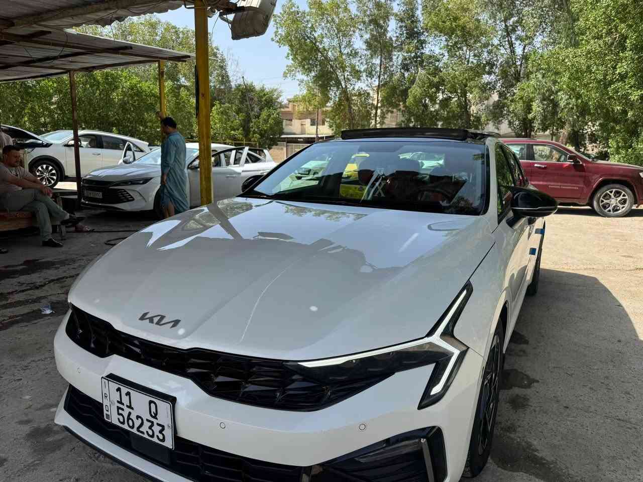 كي فايف  خليجي ٢٤ فتحة سقف وبقية المواصفات معروفة السعر ١٩٠ وبيها مجال للشراي حك الجية مكانها بغداد علوة الرشيد ***********
