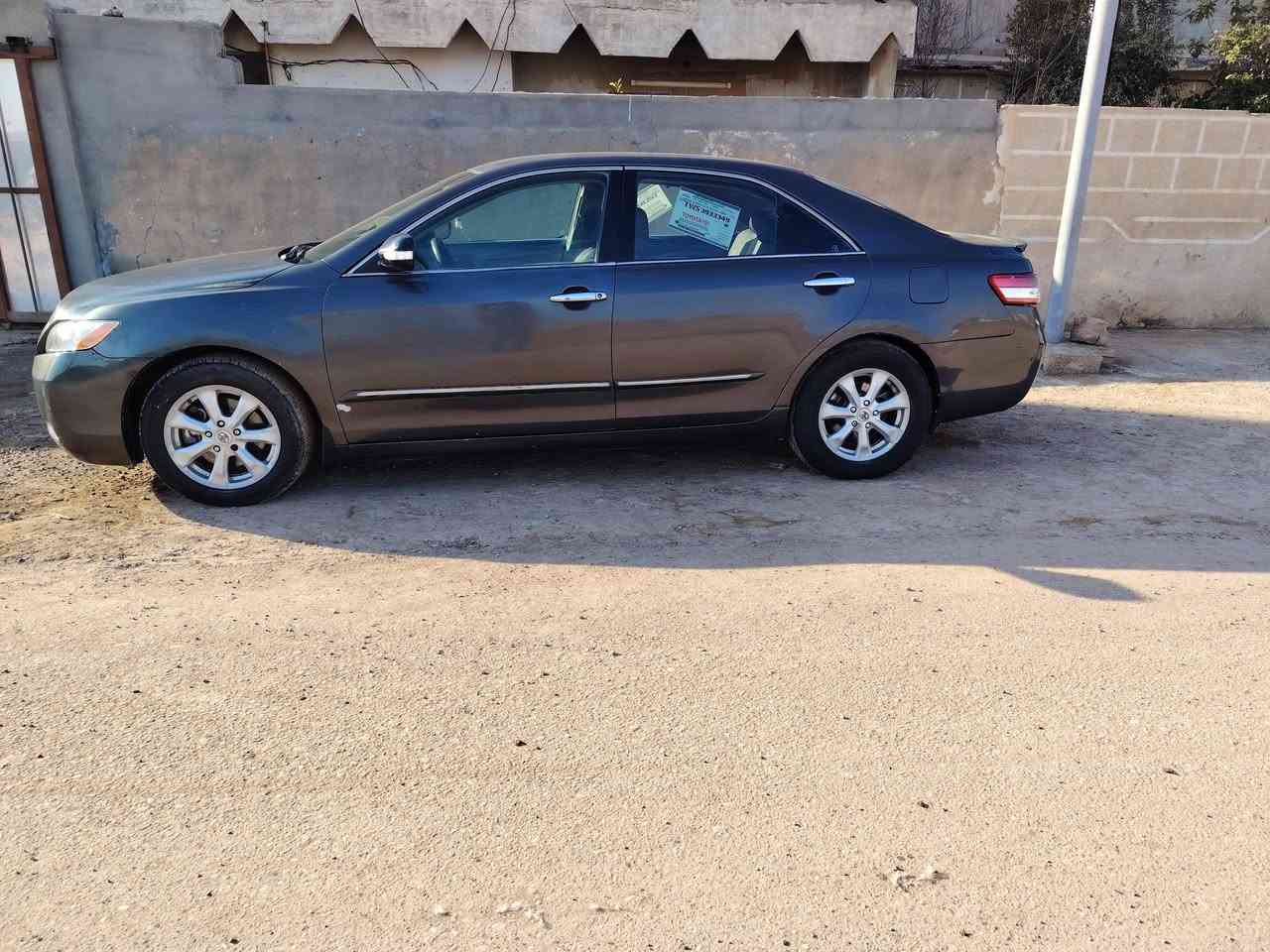 كامري موديل 2009 مكينه وكير شادهن جدد حاويه تخم تاير جديد سياره مصبوغه حزام رقم بغداد شرط تحويل رقم تلفون ***********  *********** السعر ٧٨ وبيها مجال مكاني ديالى الخالص
