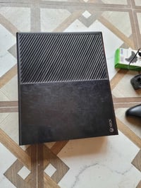 اكس بوكس ون • قرص بيس 18 • يد اصليه