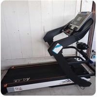 جهاز جري للبيع ب٢٢٥الف شغال فقط صوته شويه عالي مو مثل الأمريكي للتواصل...