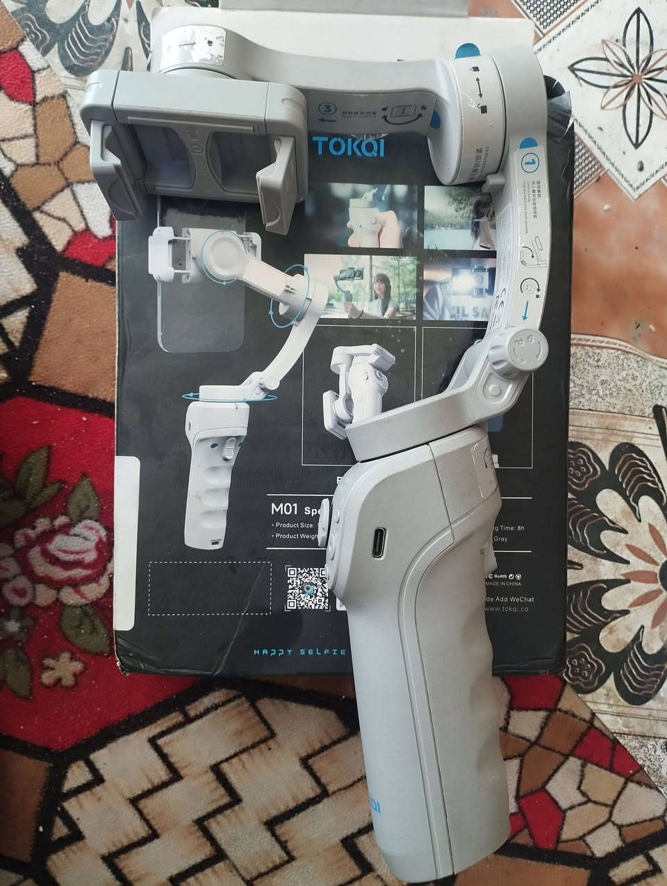 أزمو مستعمل للبيع للجادين فقط 
السعر  35 الف قفل  مكاني النجف  
واتساب ‪0776 982 5701‬‏
