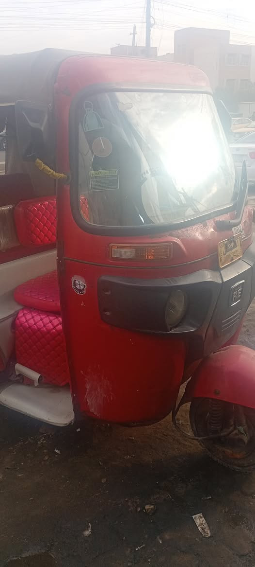 سلام عليكم  تكتك البيع موديل 19  وتكتك وراق كامله 
واني موجود فيس وتصال ***********
