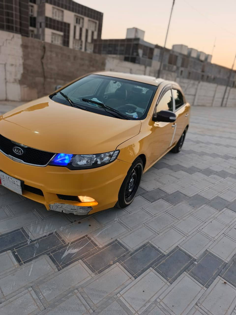 سلام عليكم  سيراتو 13خليجي اعلى فئه  محرك 1600منضومه غاز محرك بيه بخار كير مكفول حداده جديده تخم تاير مصفره هيئه لسعر 75 مكاني بغداد رقم للتواصل واتس اب ***********  السونار مرفق مع الصور
