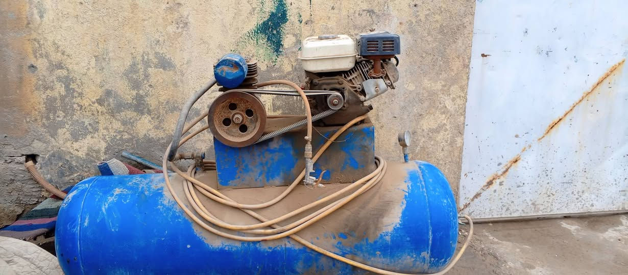 تاروسه حجم بطل 300 مكان كوت حي الحكيم سعر300وبيه مجال رقم***********
