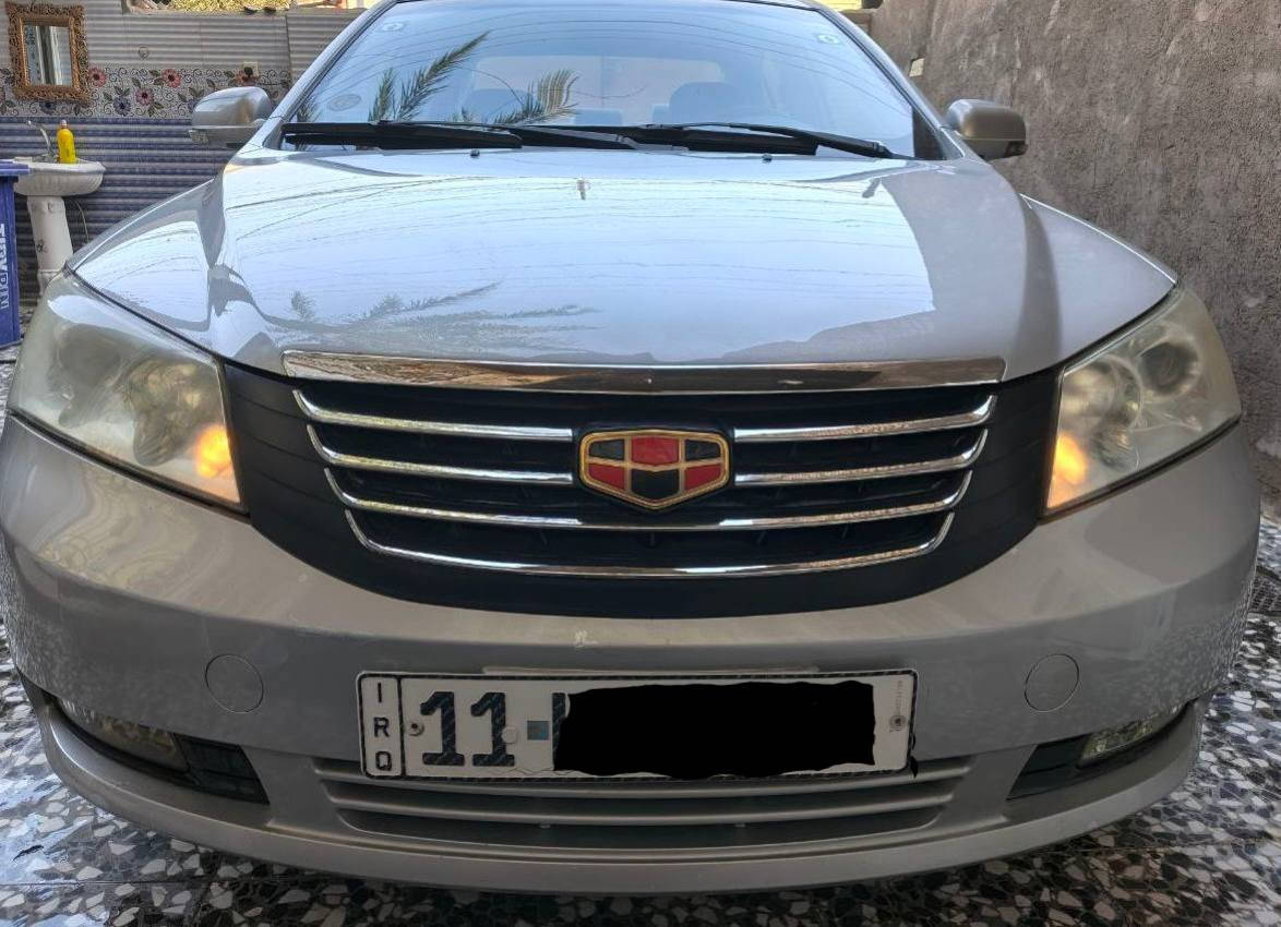 السلام عليكم للبيع امكراند موديل 2012 سيارة جديدة جدا مكفوله لاضربه ولاصبغ ولاتبديل مكينه كير على الشركة سياره باسمي تحويل مباشر رقم بغداد انكليزي تخم تاير جديد صدر امامي وخلفي جديد كهربائيات كلها تشتغل اسبير وغراضها بعدها مامستخدمات شاشة كامره ماشية 84 الف حقيقي سياره على وضع الشركة السعر 74 وبيها مجال الرقم *********** العنوان بغداد الشراي يتصل
