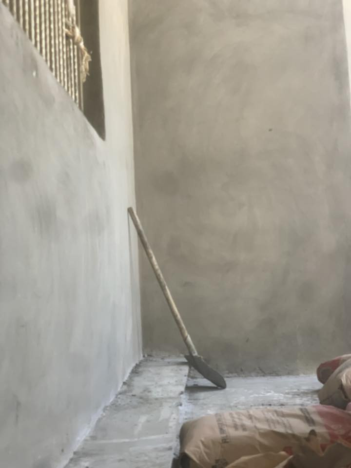 خلفه لبخ ونثر وطلس وتطعيم وتكنيد مساطر شغل قطعي وعل متر   درجه اولى وشتغل  جميع مناطق بغداد تصل وتدلى  *********** وتساب
